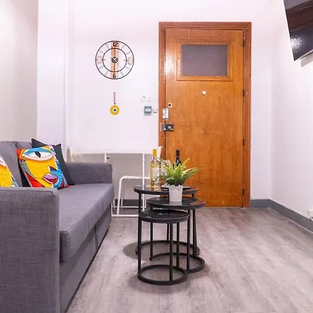 아파트 Syntagma Square, 65sqm Cozy Family 아테네
