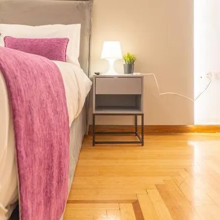 Syntagma Square, 65sqm Cozy Family Athens