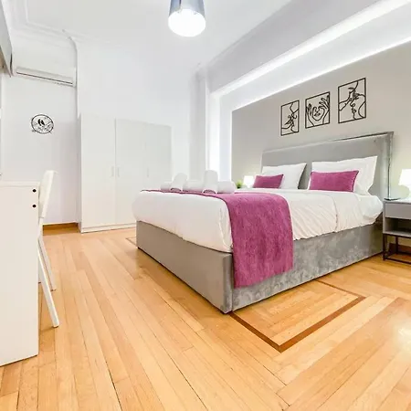 Apartment Syntagma Square, 65sqm Cozy Family
